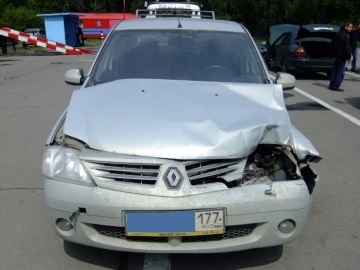 Renault Logan.