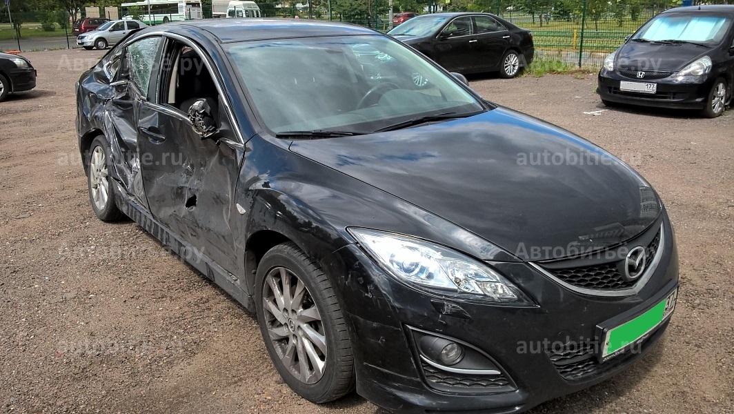 Mazda 6 II (GH) лифтбек - битая в бок.