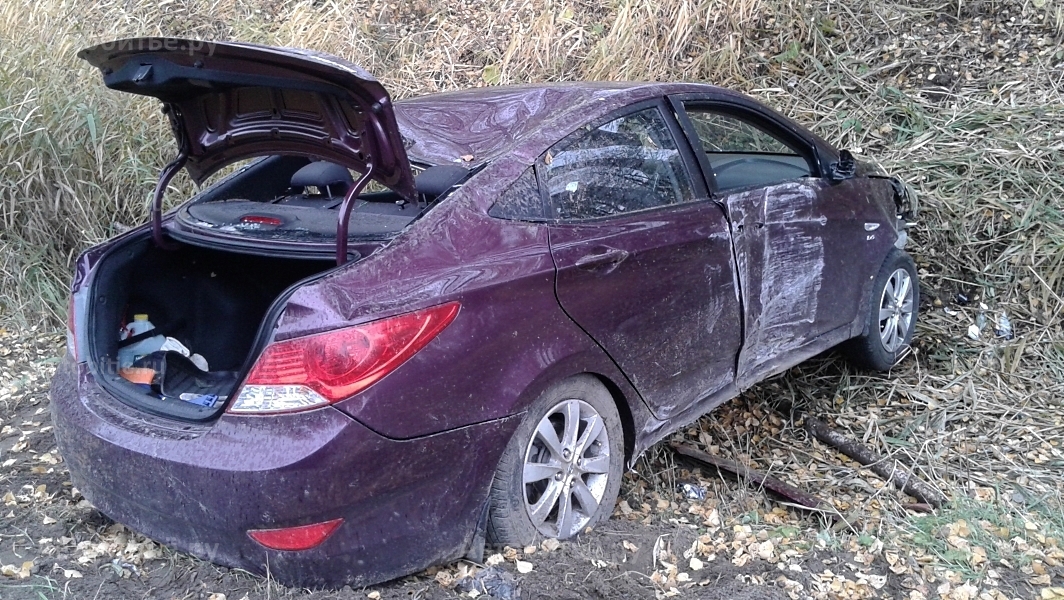 Hyundai Solaris I - после переворота (перевёртыш).